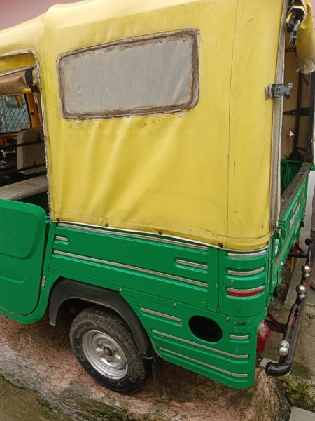 Bajaj Maxima image 4