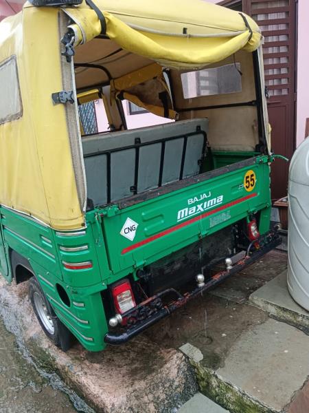 Bajaj Maxima image 5