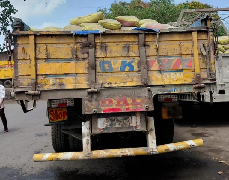 BharatBenz 3723 image 4
