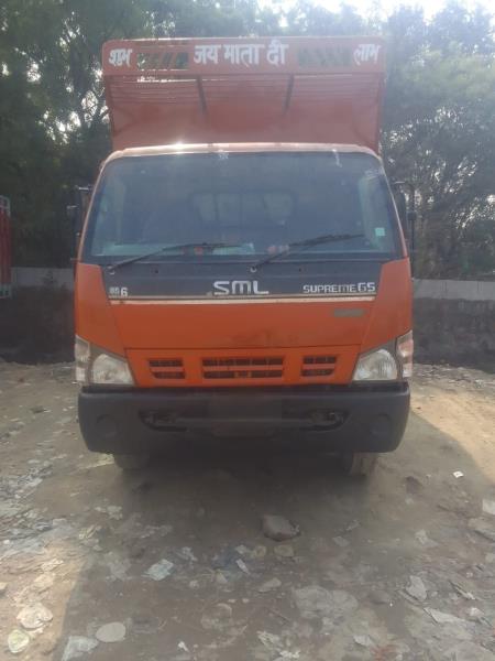 SML Isuzu Supreme