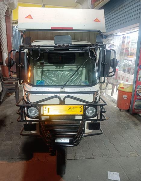 Mahindra Alfa