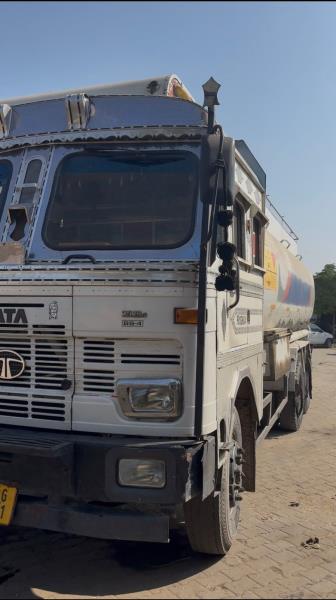 Tata 2518 image 2