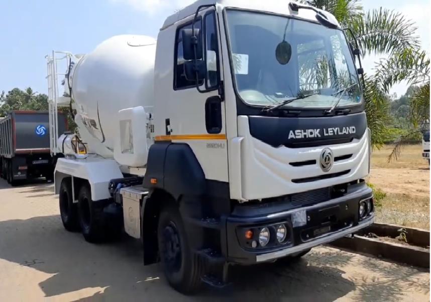 Ashok Leyland 2820 RMC