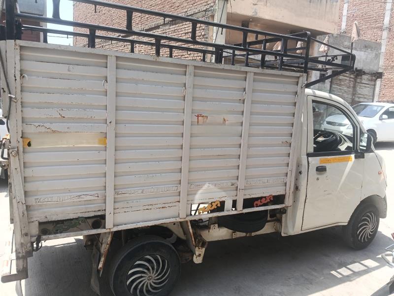 Mahindra Jeeto Mini Truck image 2