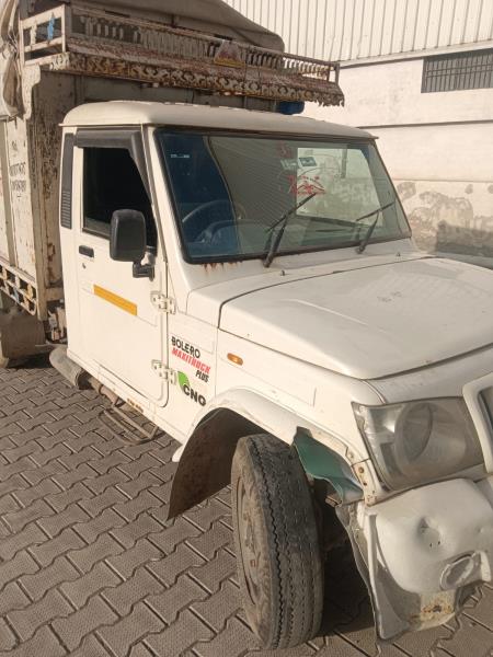 Mahindra Bolero Maxi Truck image 2