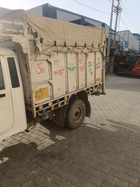 Mahindra Bolero Maxi Truck image 4