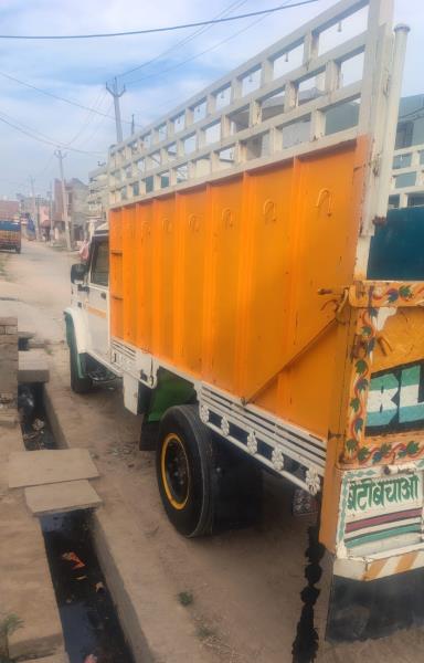 Mahindra Bolero Maxi Truck image 3