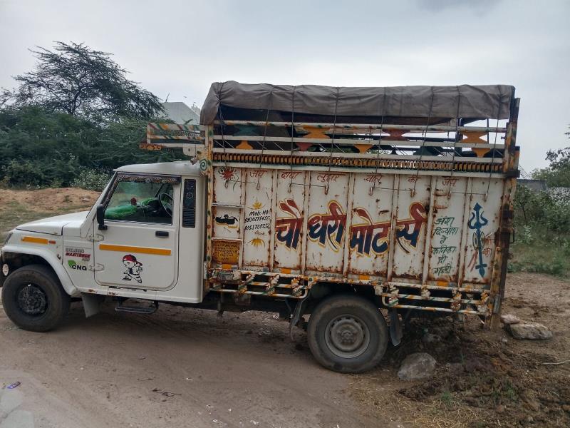 Mahindra Bolero Maxi Truck image 2