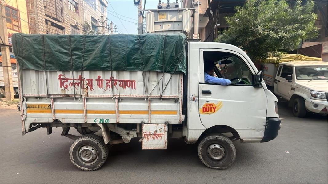 Mahindra Supro Mini Truck image 2