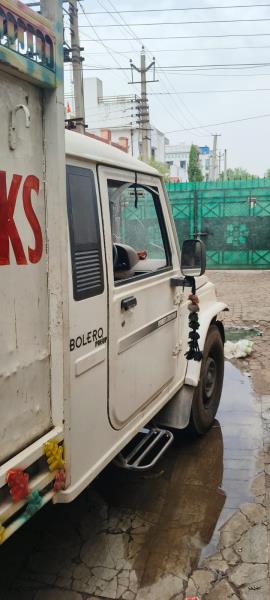 Mahindra Bolero Maxi Truck image 2