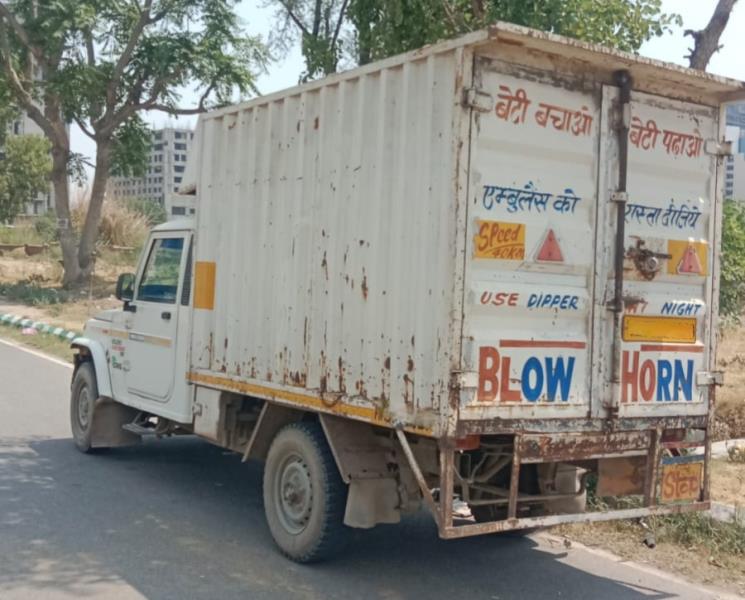 Mahindra Bolero Maxi Truck image 2