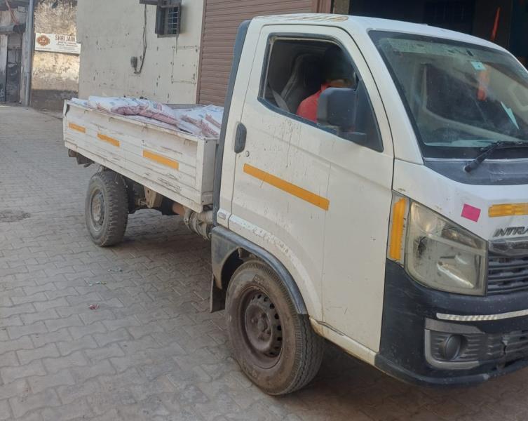 Tata Intra V30 image 2
