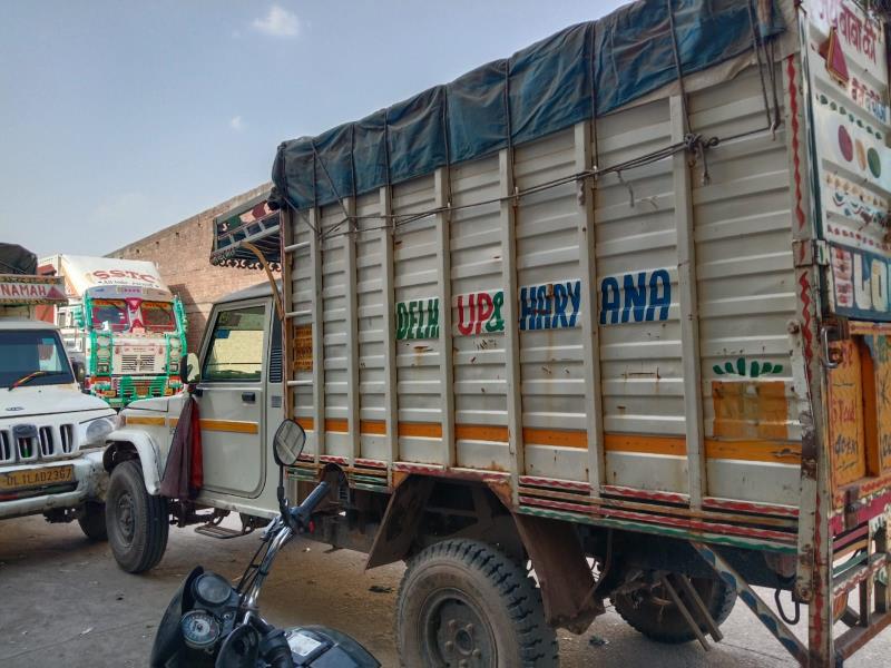 Mahindra Bolero Maxi Truck image 3