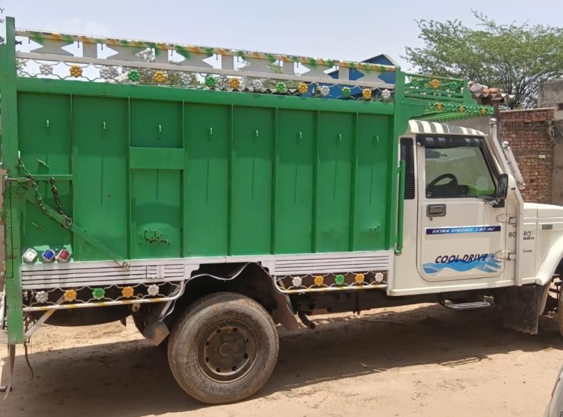 Mahindra Bolero Pickup image 2
