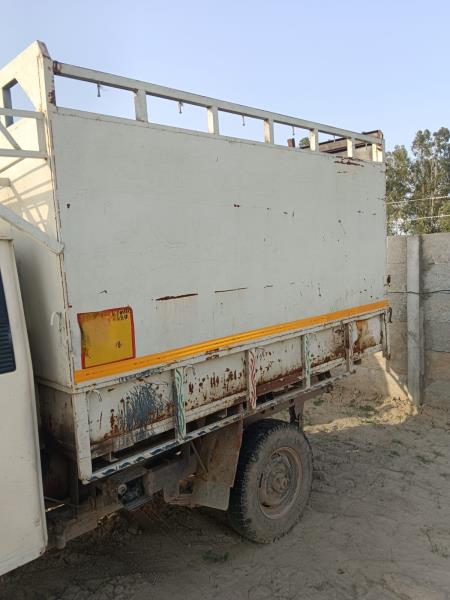 Mahindra Bolero Maxi Truck image 2