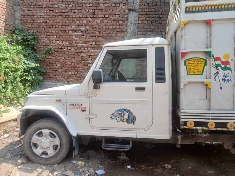 Mahindra Bolero Maxi Truck image 2