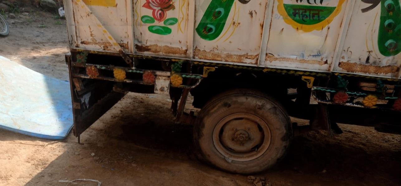 Mahindra Bolero Maxi Truck image 4