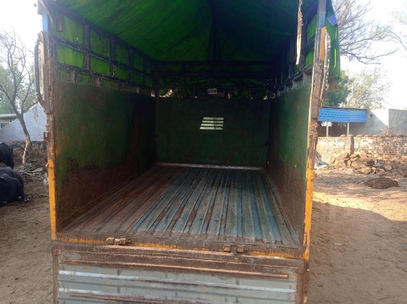Mahindra Bolero Maxi Truck image 5