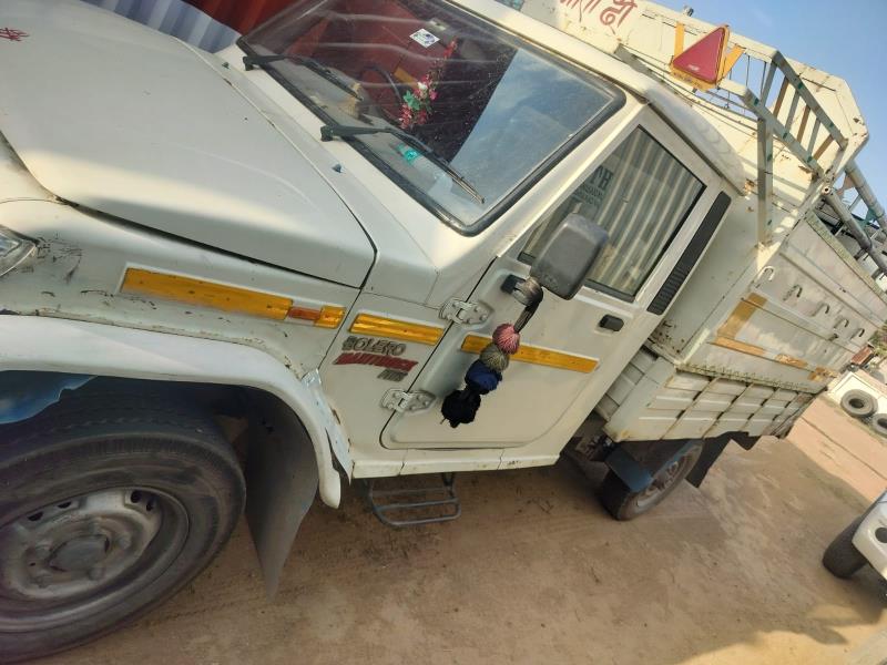 Mahindra Bolero Maxi Truck image 2