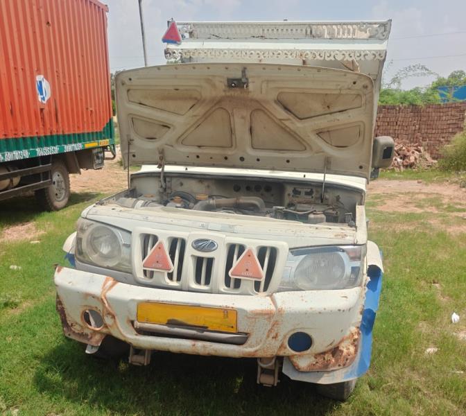 Mahindra Bolero Maxi Truck image 3