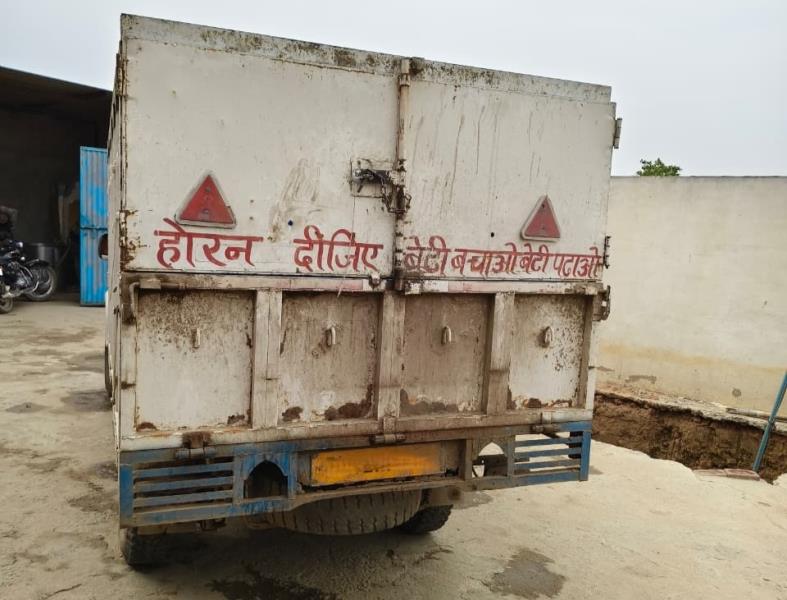 Mahindra Bolero Maxi Truck image 4