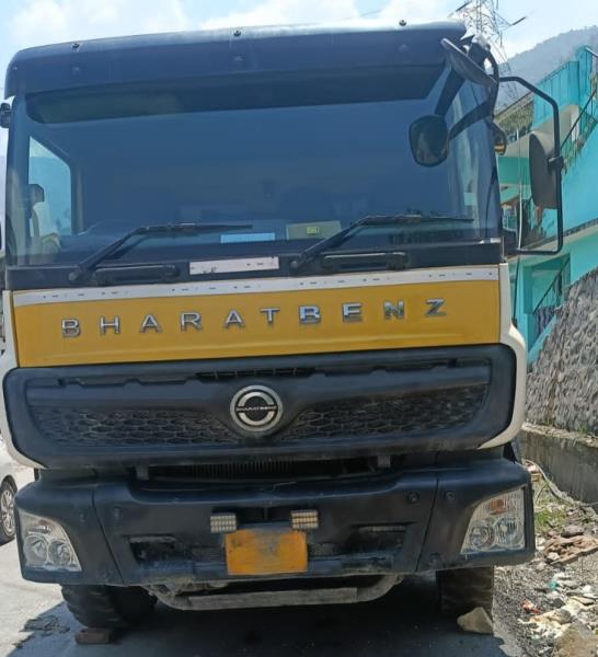 BharatBenz 2828C image 3
