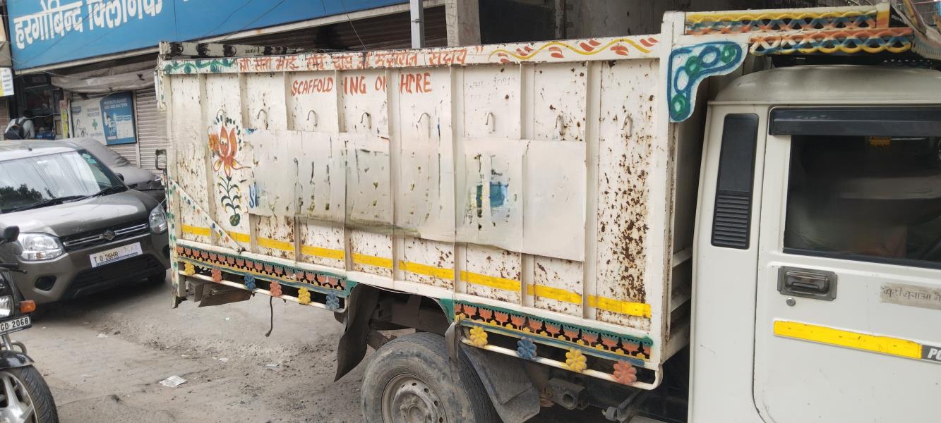 Mahindra Bolero Maxi Truck image 4