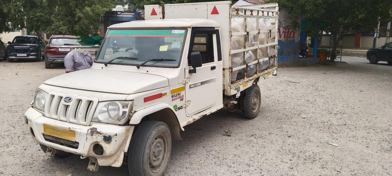 Mahindra Bolero Maxi Truck image 3