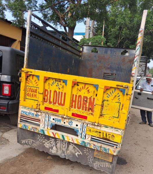 Mahindra Bolero Maxi Truck image 4