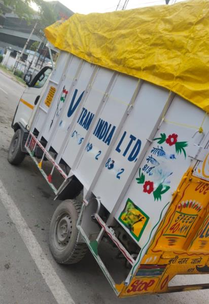 Tata Intra V30 image 2
