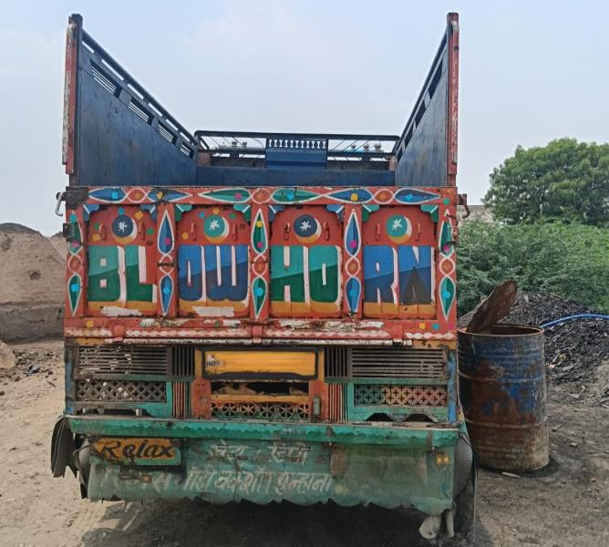 Mahindra Bolero Maxi Truck image 4