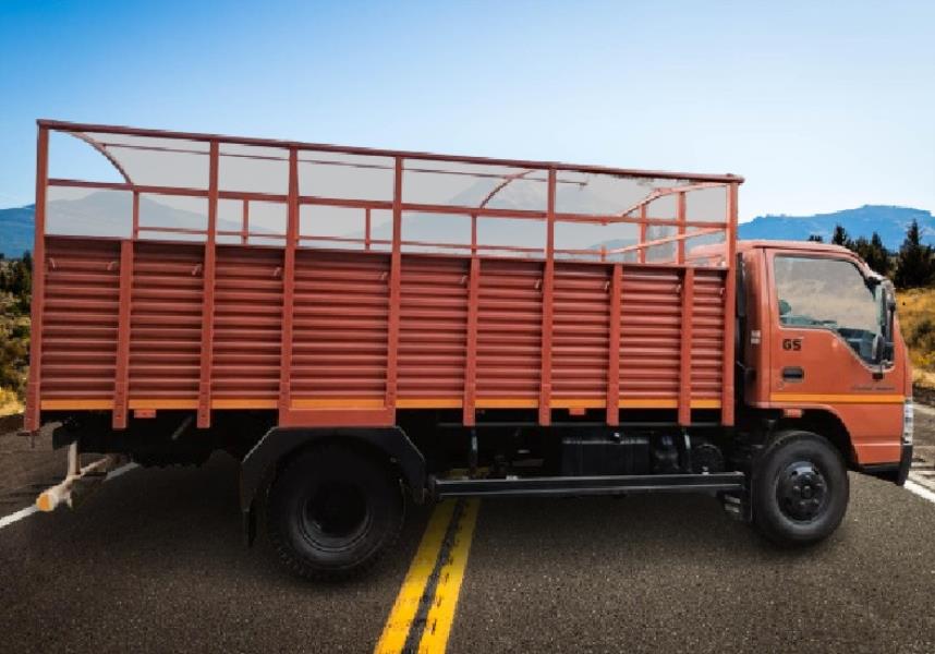 SML Isuzu Prestige GS Trucks