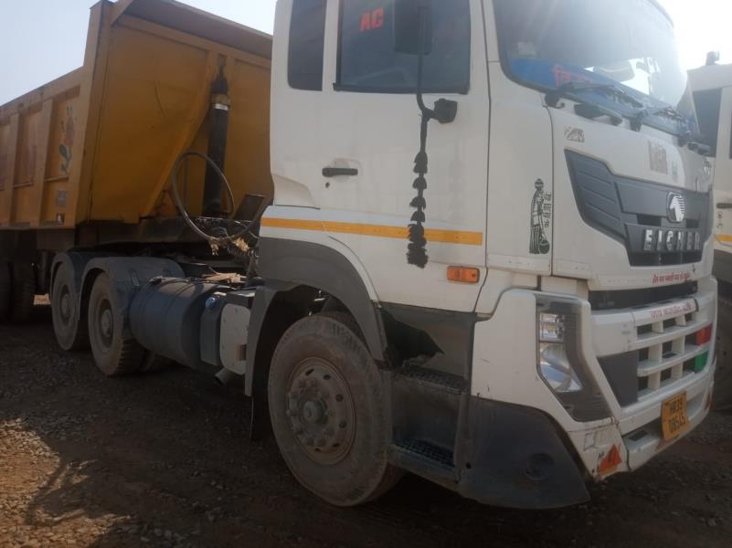 Eicher 8049 image 3