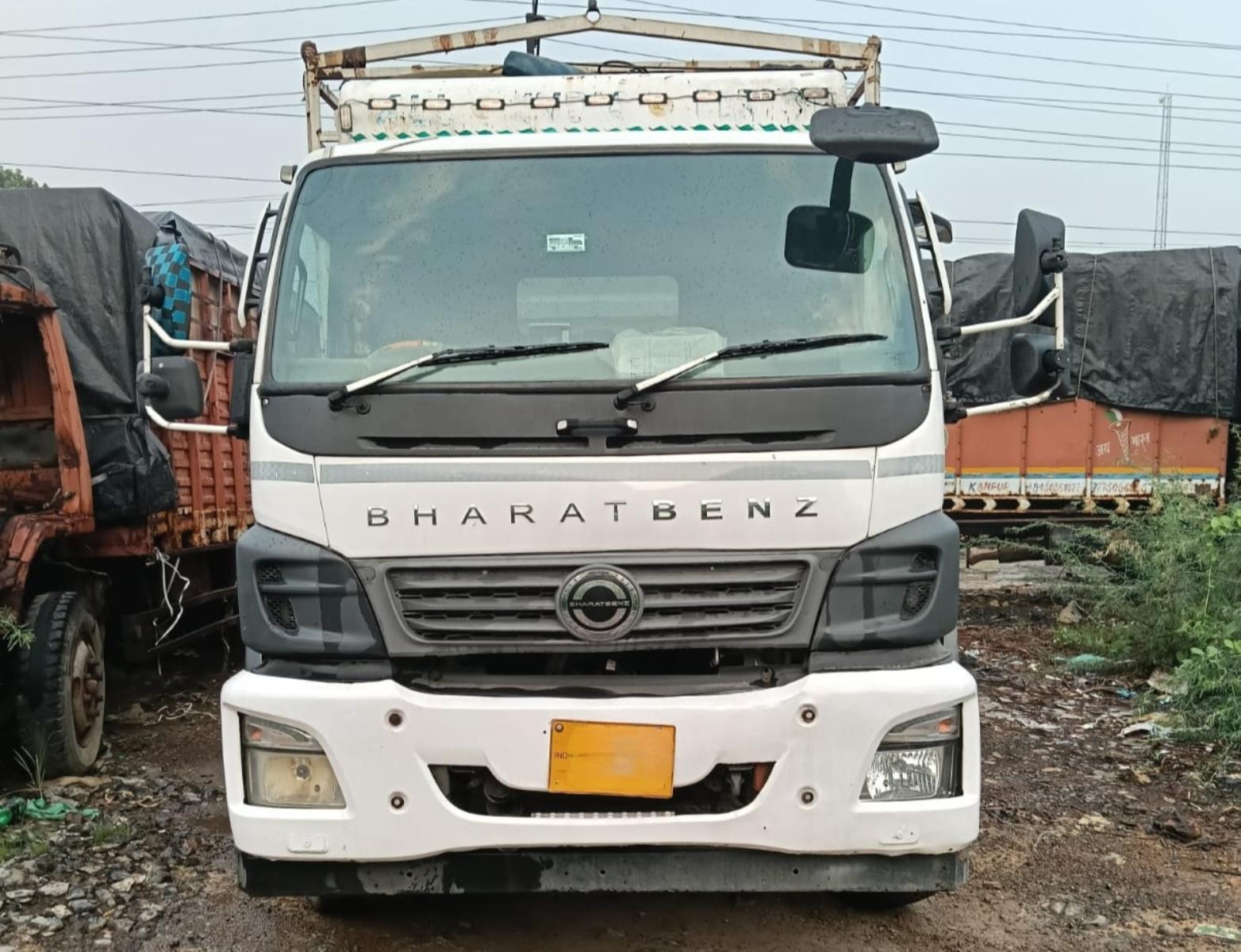 BharatBenz 1617 image 3