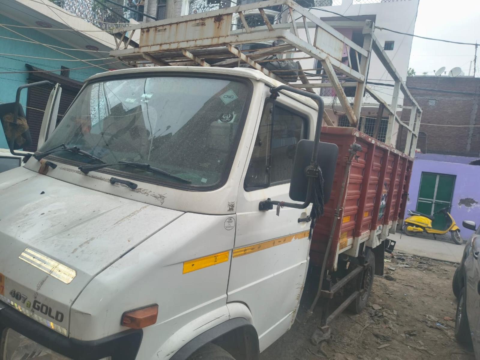 Tata 407 image 2