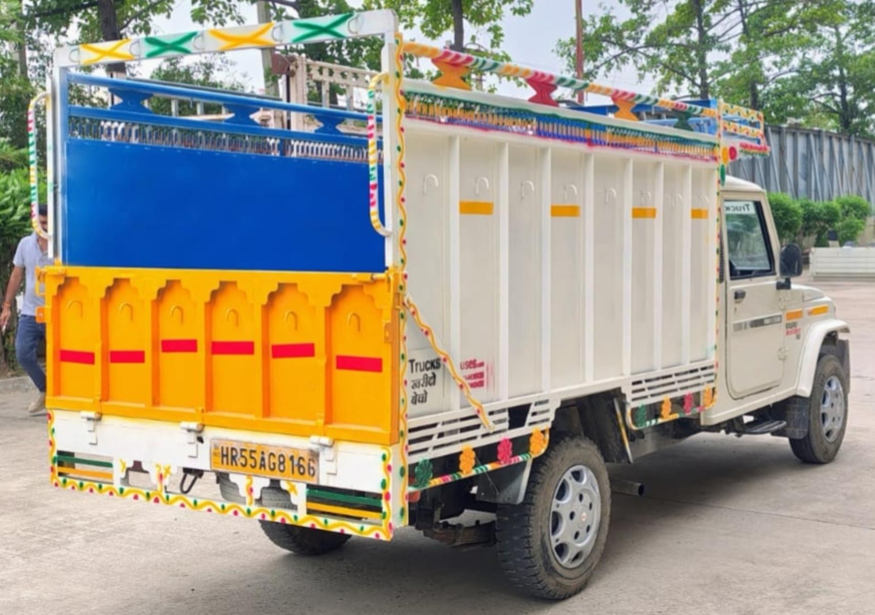 Mahindra Bolero Maxi Truck image 4