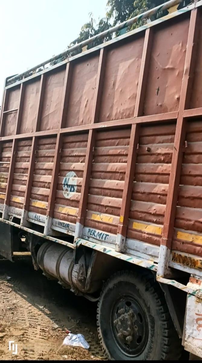 Tata 407 image 3