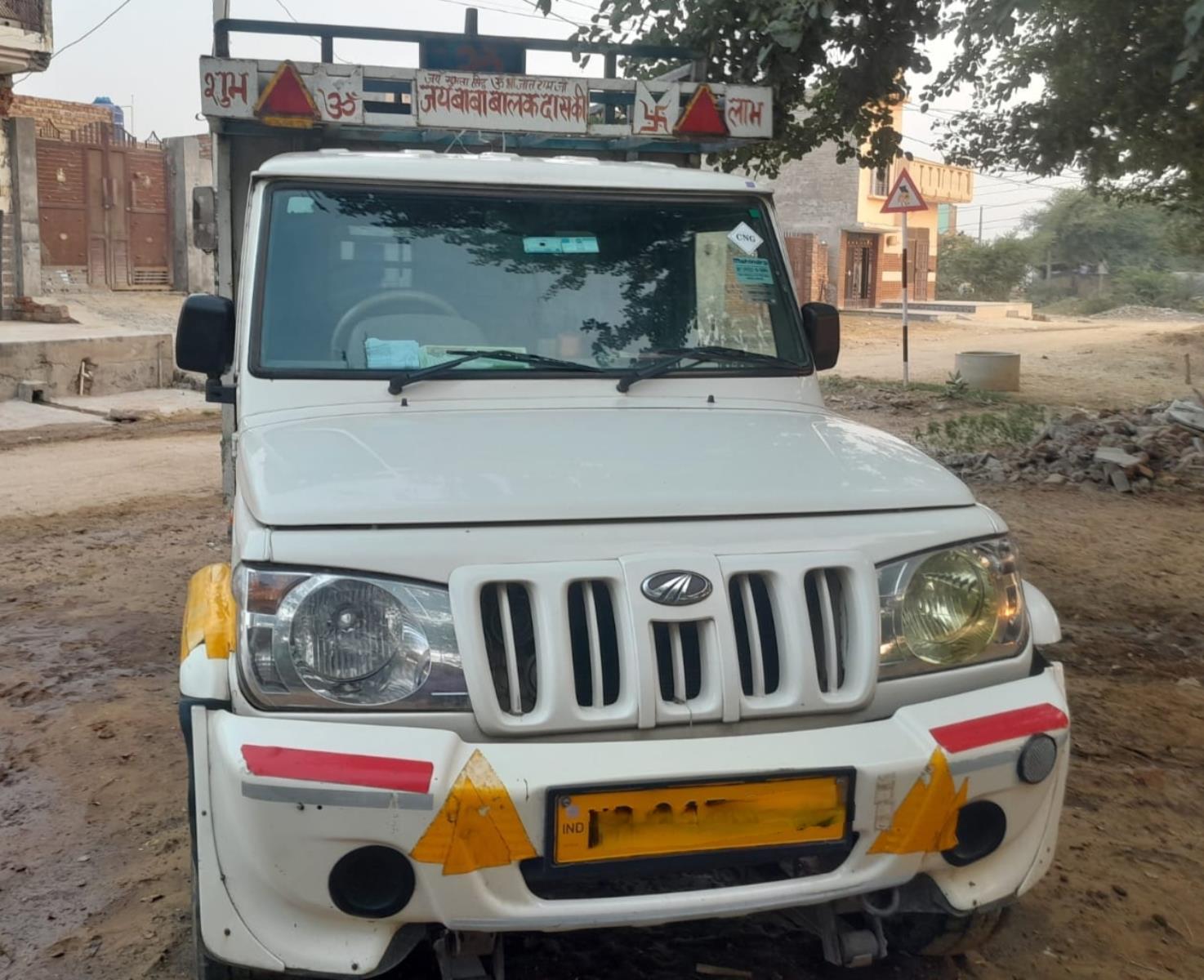 Mahindra Bolero Maxi Truck
