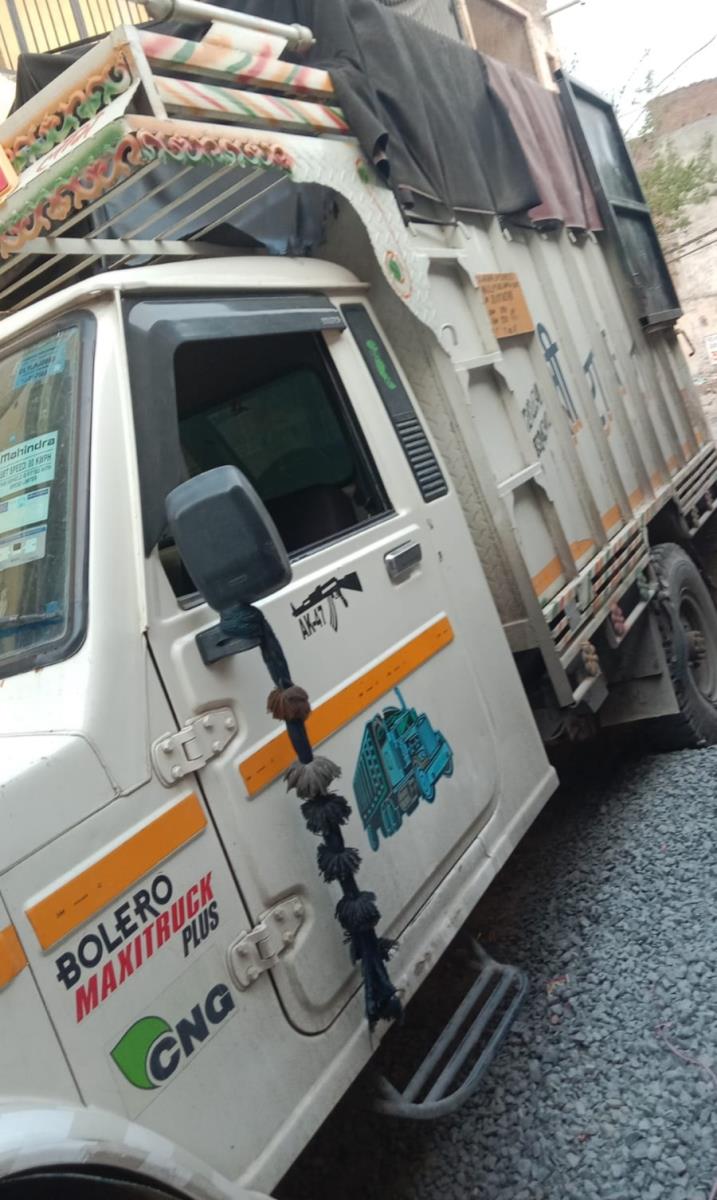 Mahindra Bolero Maxi Truck image 2