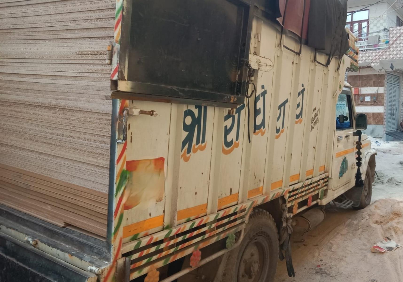 Mahindra Bolero Maxi Truck image 5