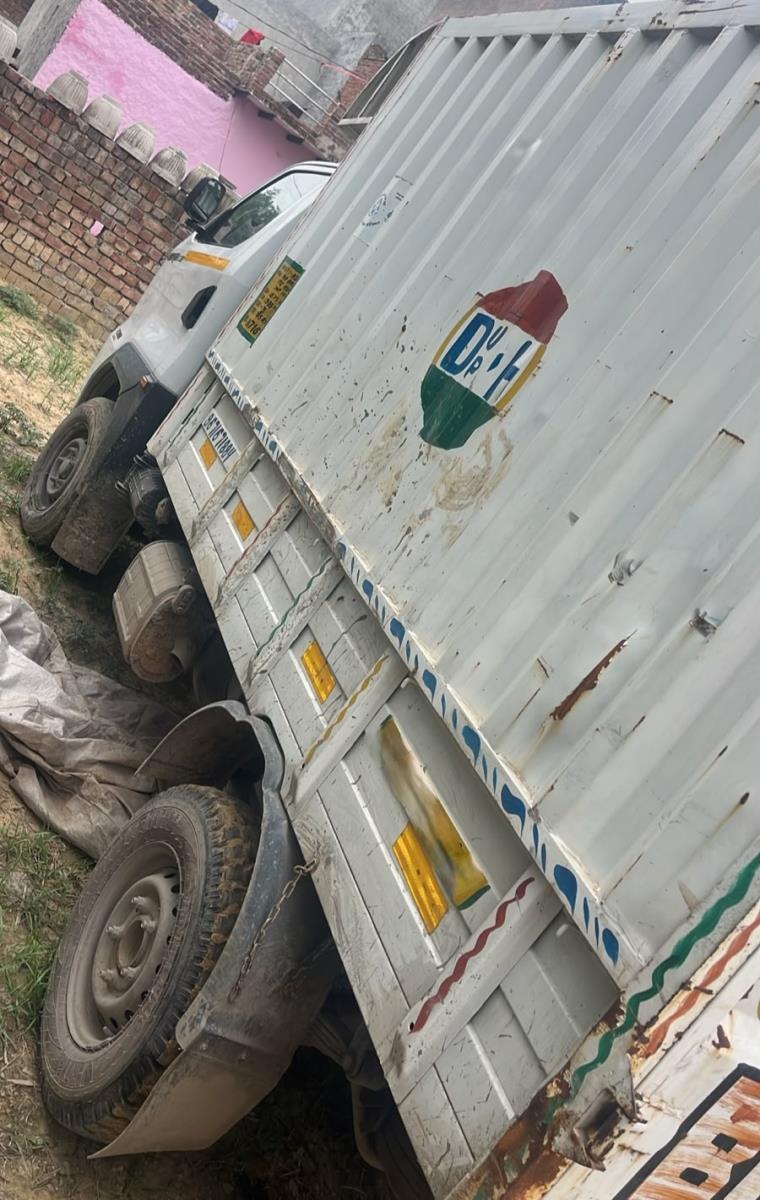 Mahindra Bolero Pickup image 2