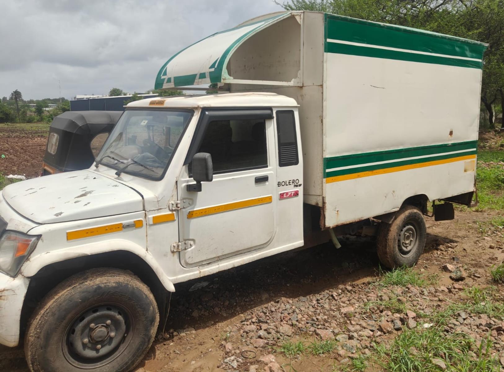Mahindra Bolero Maxi Truck image 3