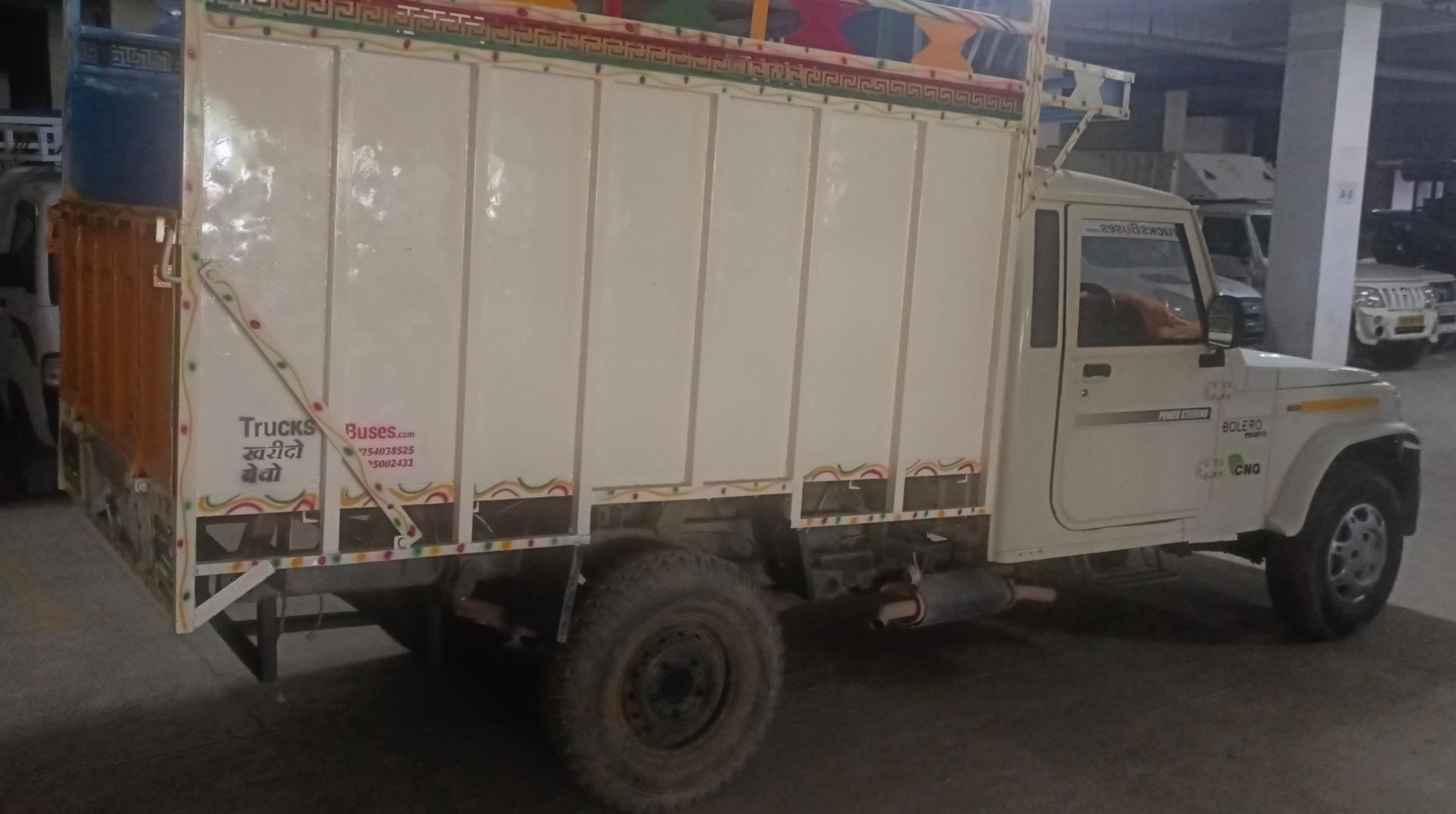 Mahindra Bolero Maxi Truck image 4