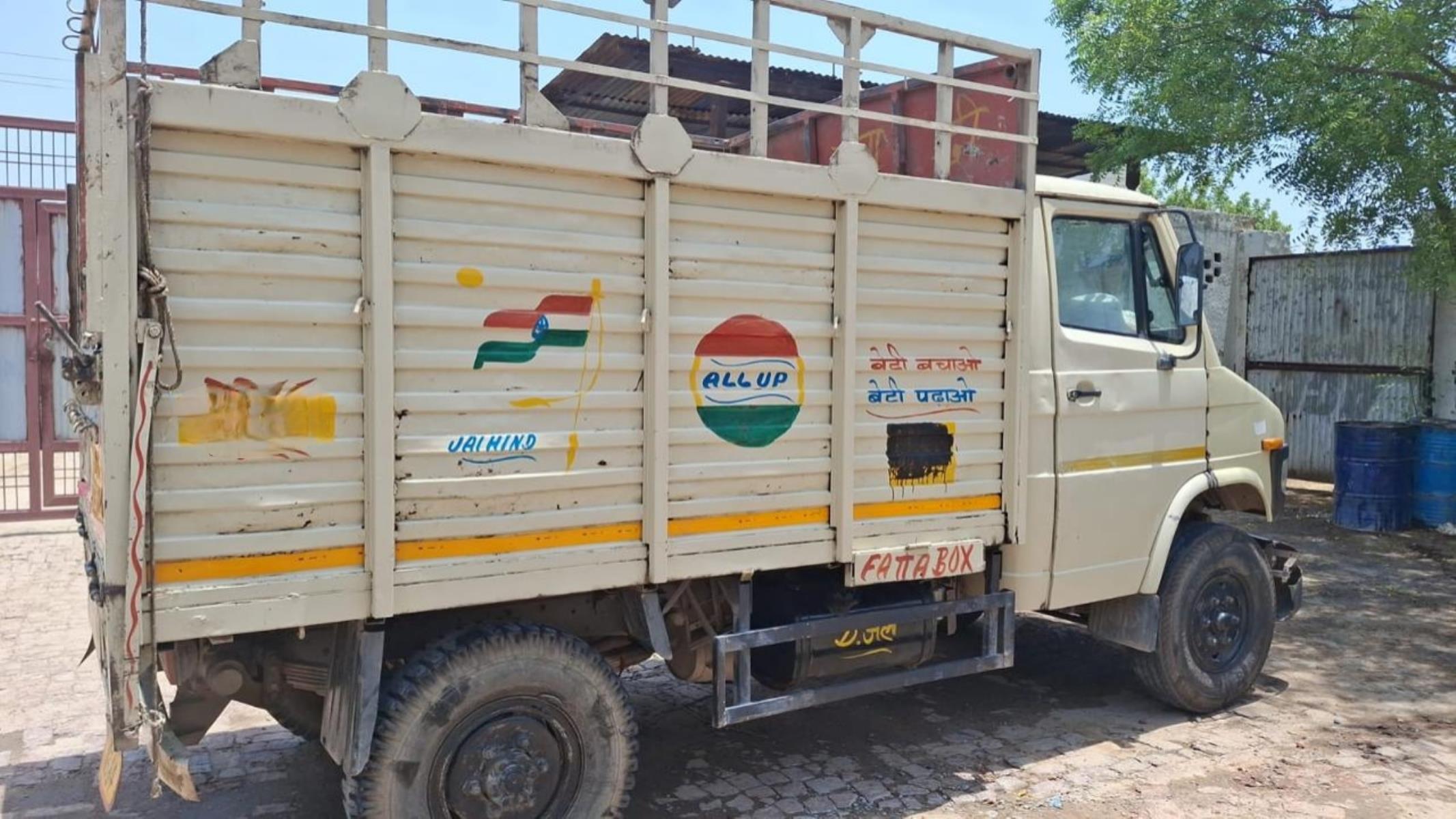 Tata 407 image 3