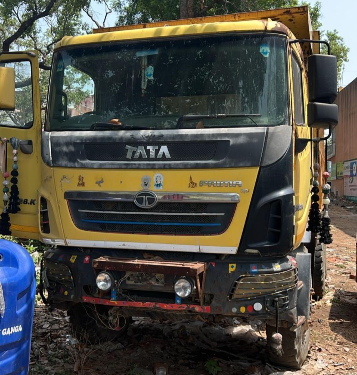 Tata Prima 2528