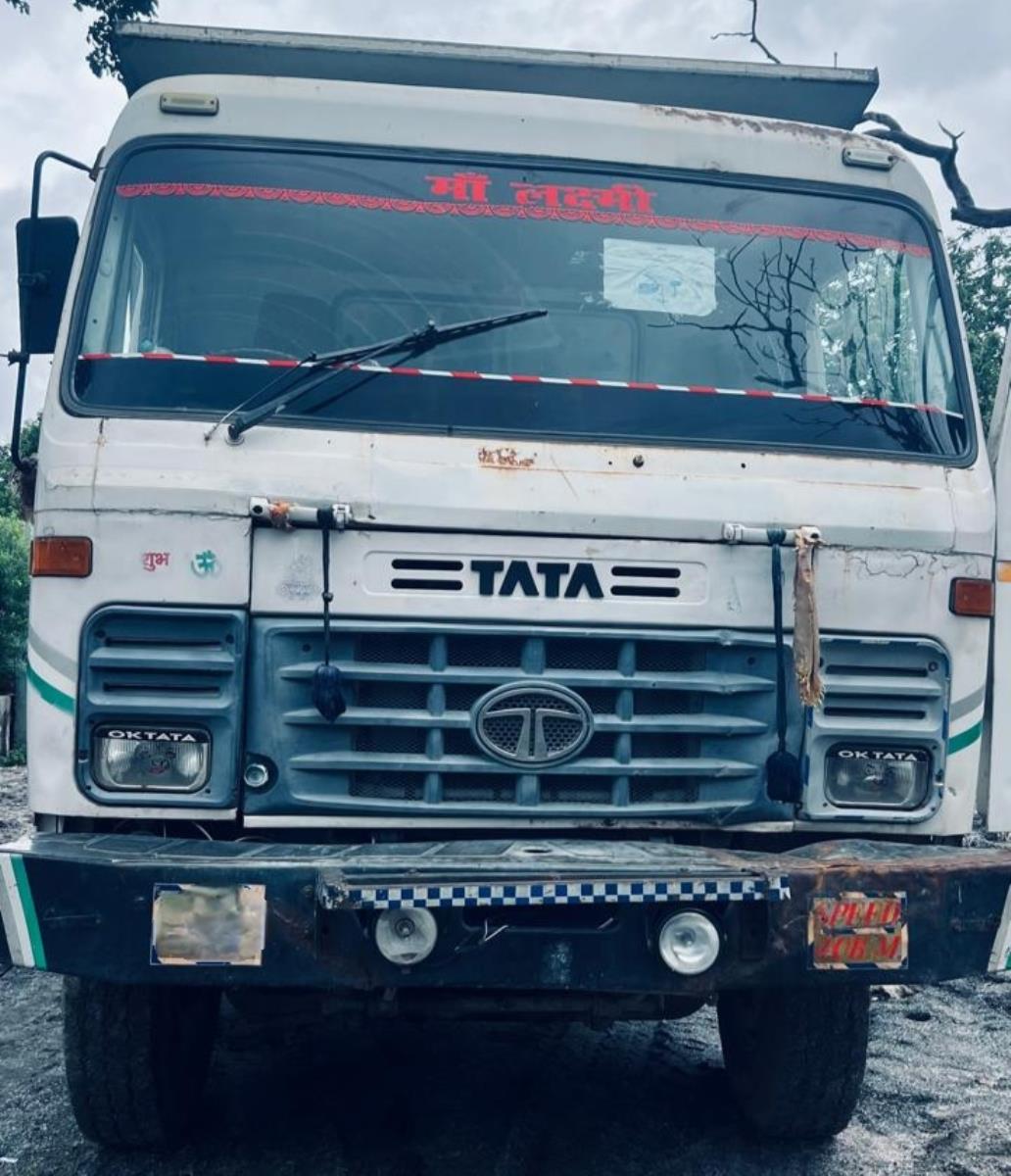 Tata 2523