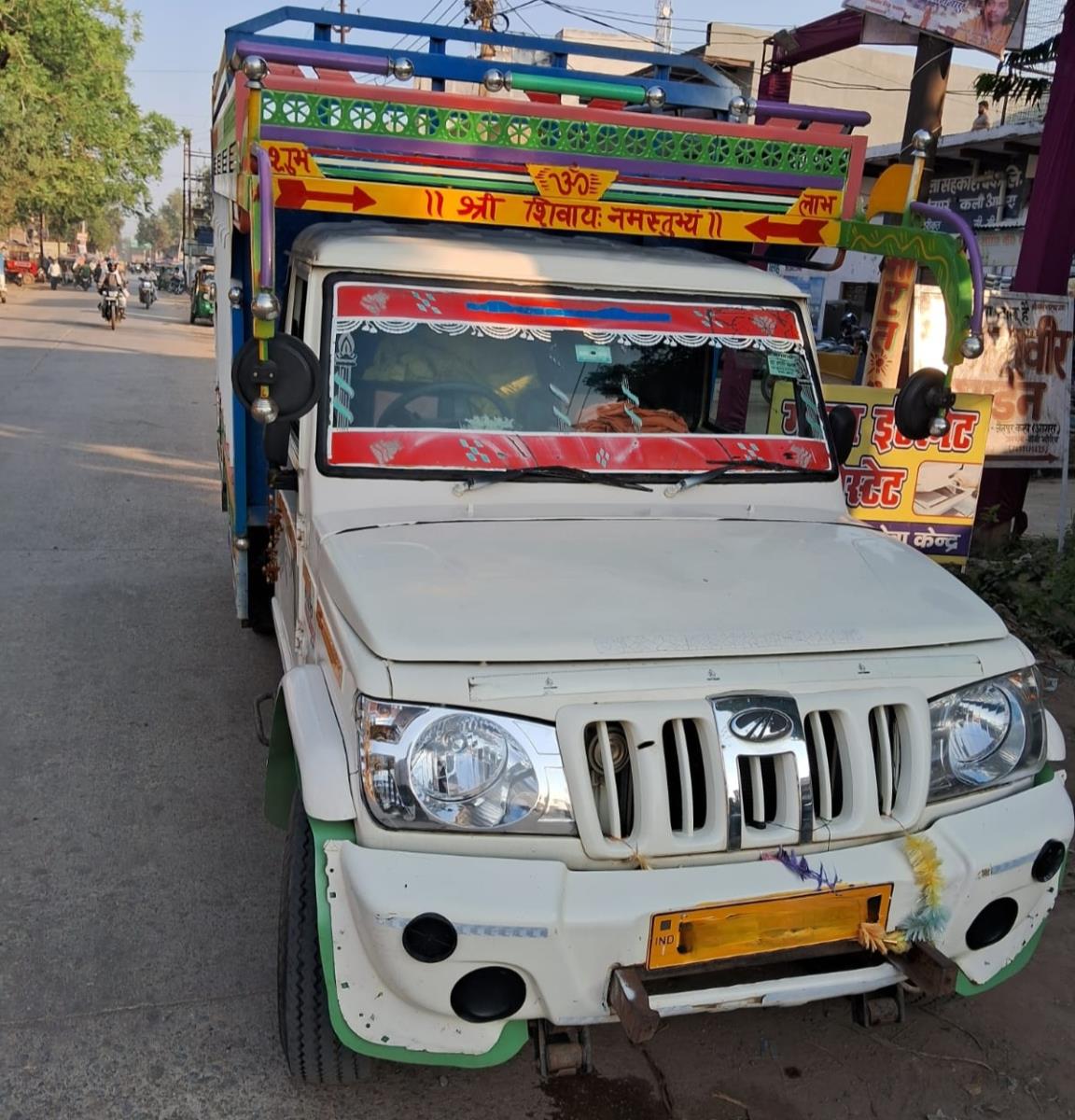 Mahindra Bolero Maxi Truck image 2