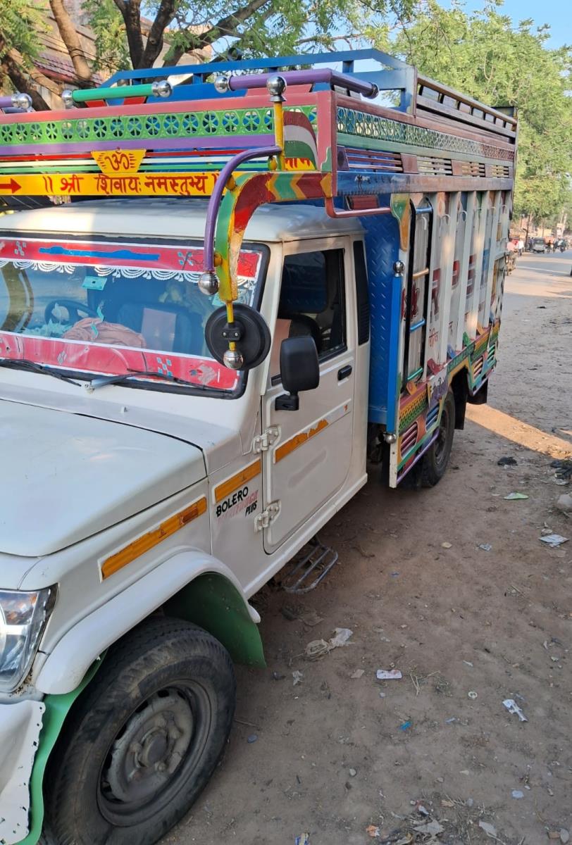 Mahindra Bolero Maxi Truck image 3