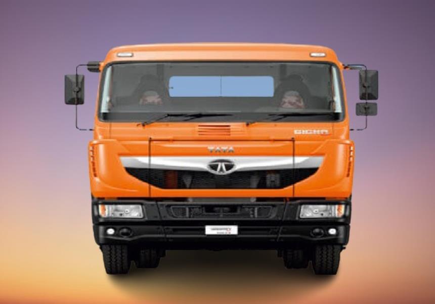 Tata Signa 5523.S CRe Tractor Trailer photo 1
