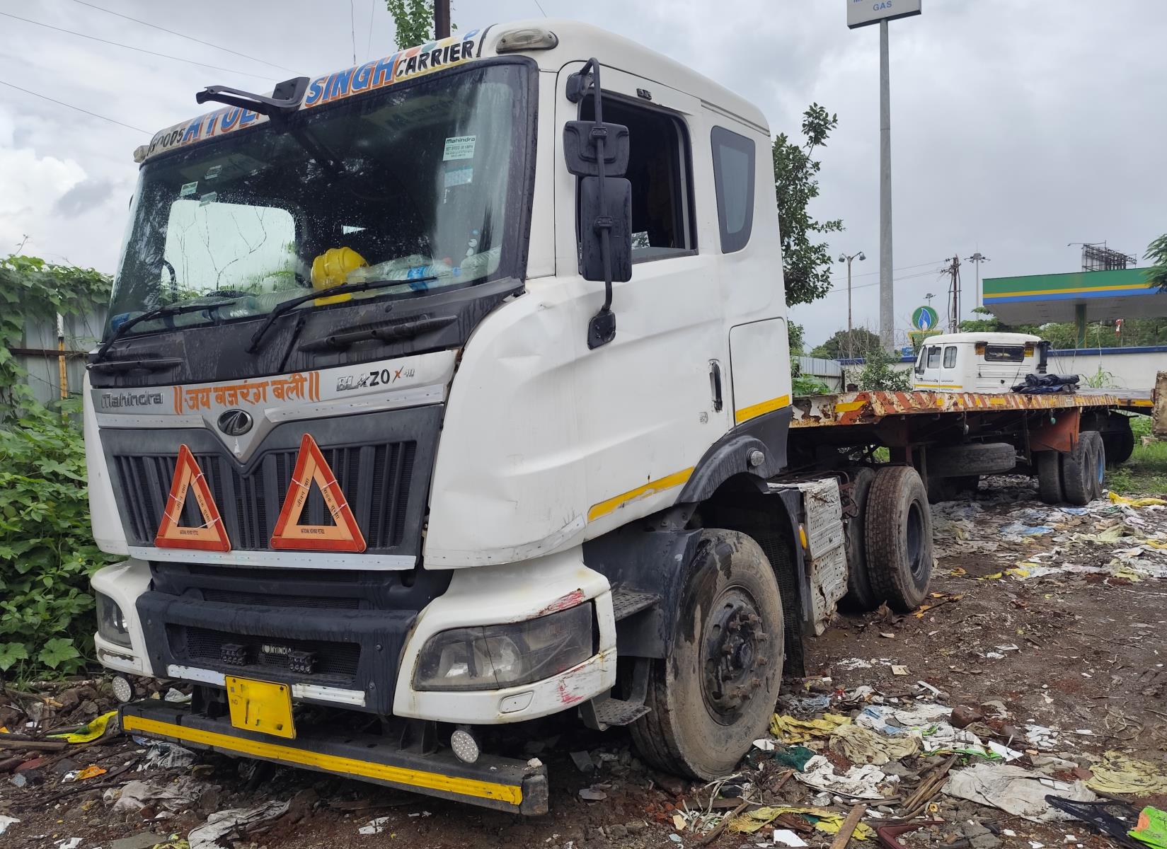 Mahindra Blazo 40